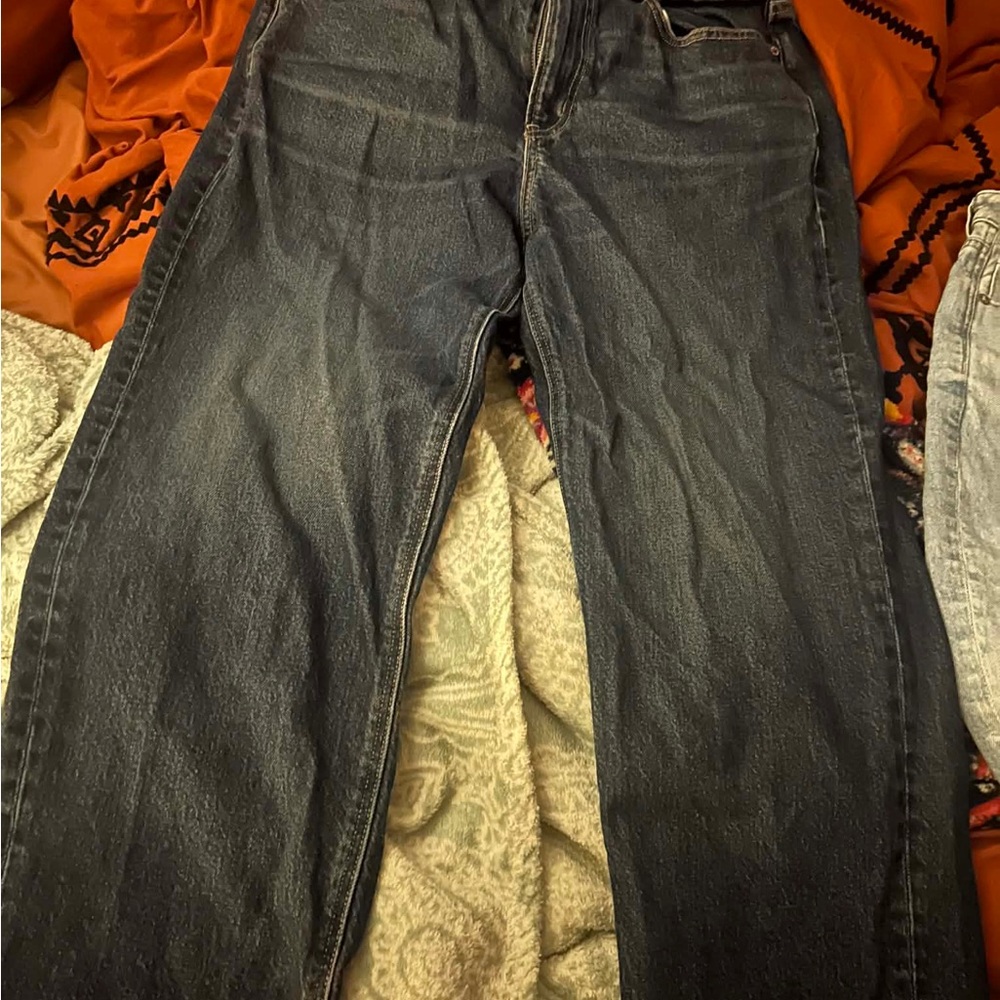 American Eagle Outfitters Dark Blue Jeans